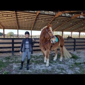 Meet your Posher, Janet